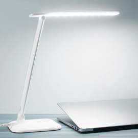 Fehér asztali és éjjeli lámpa akkumulátoros usb töltővel