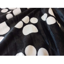 200x230cm Fekete alapon fehér kutya mancs mintás puha takaró wellsoft ágytakaró 
