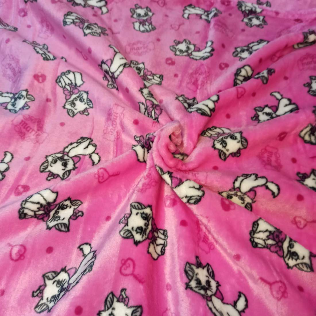 200x230cm cicás puha takaró wellsoft ágytakaró pink cica mintás pléd